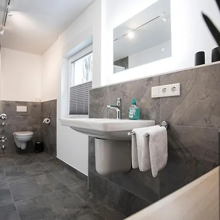 شقة Q-Stall Apartments, Apartment Q5 *
